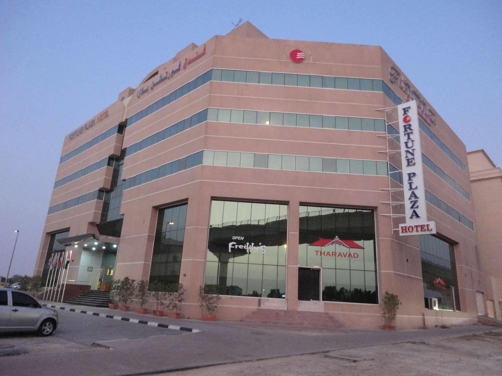 Fortune Plaza Hotel, Dubai Airport Exterior foto