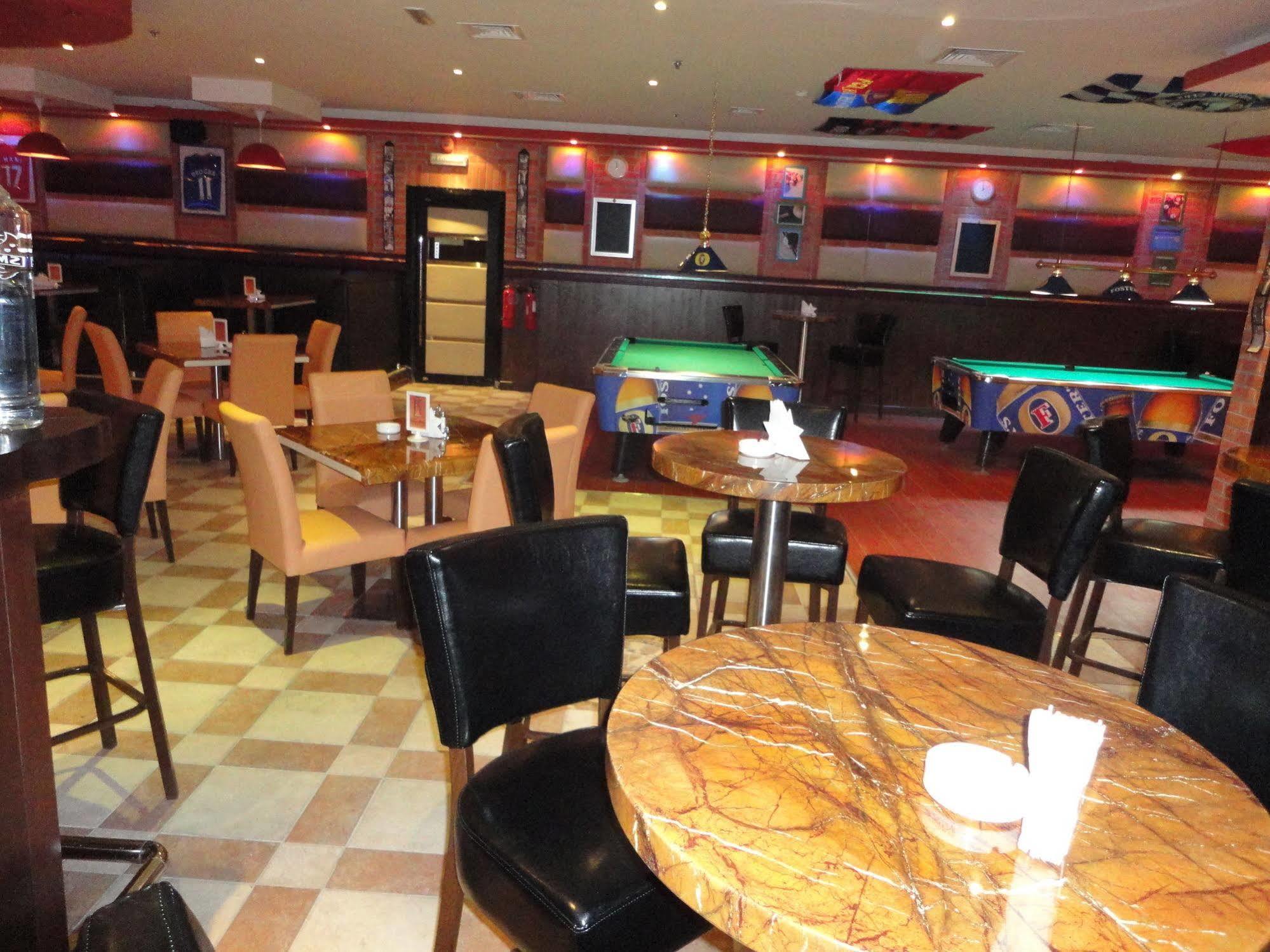 Fortune Plaza Hotel, Dubai Airport Exterior foto